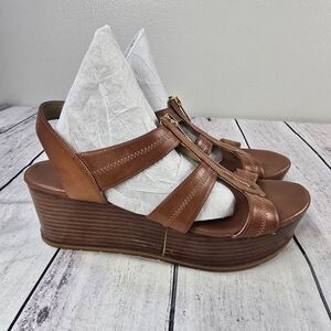 Michael Kors Berkley T- Strap Tan Leather Wedge Sandals